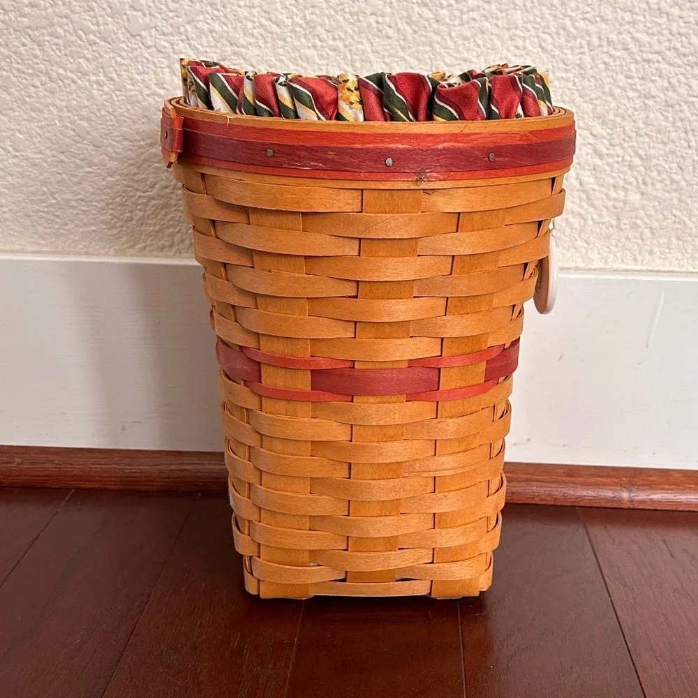 Vintage 1998 Longaberger May Series Snapdragon Basket & Tie-On Ceramic Label